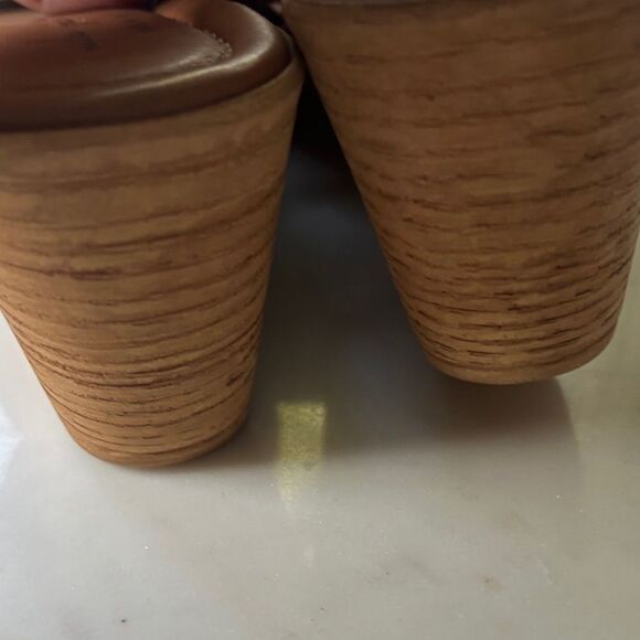 New Mila Paoli Tan Strappy leather Sandals 7.5 - Picture 7 of 9